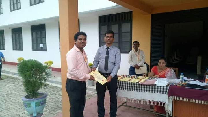 පාසලේ ගුරුවරු ලබාගත් ජයග්‍රහන. 